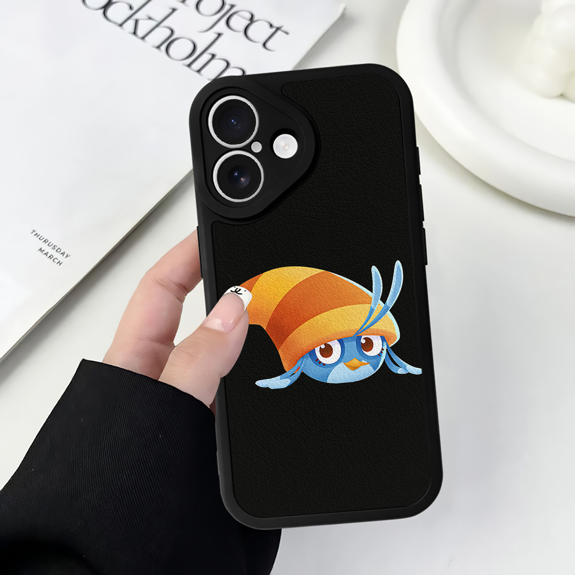 （画像用） Angry Birds アングリーバード 【iPhone 16シリーズ対応】シリコンスマホケース（レザー調） 材質：シリコン